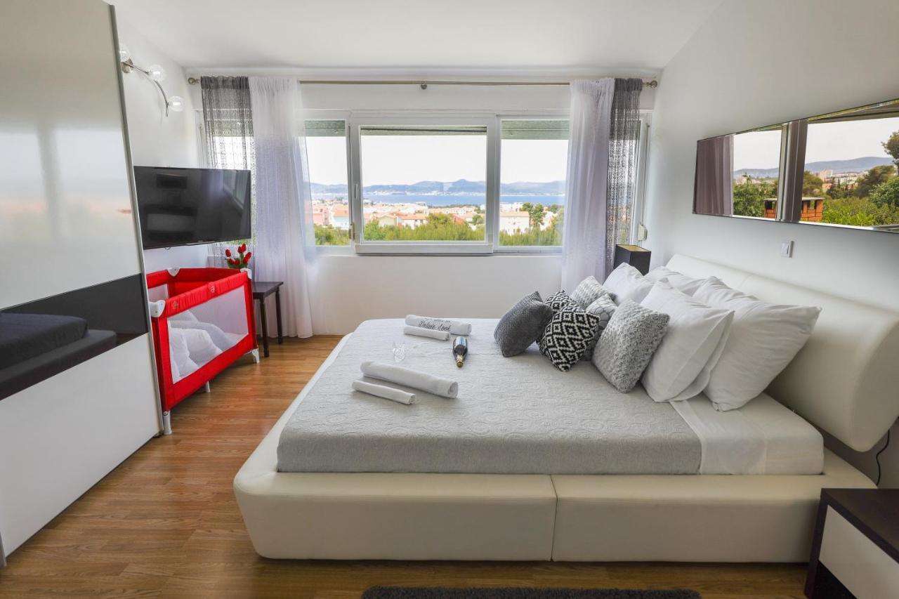Deluxe Look Apartment *