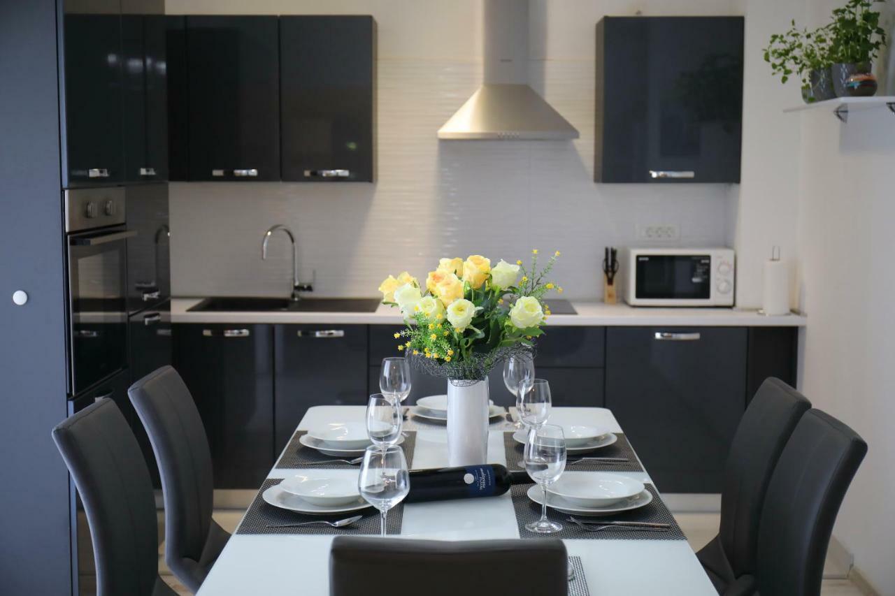 Deluxe Look Apartment *